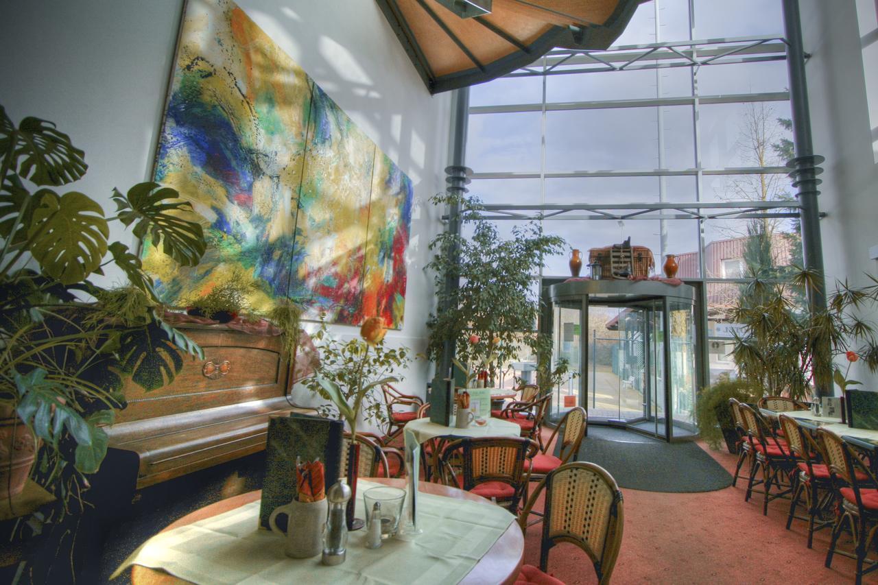 Sport Und Tagungshotel Kenzingen Luaran gambar