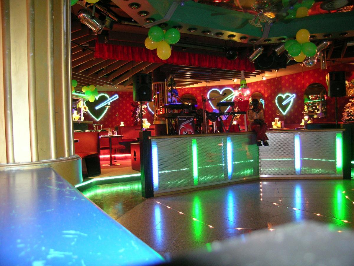 Sport Und Tagungshotel Kenzingen Luaran gambar